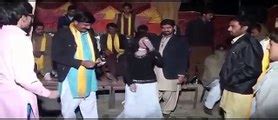 desi chut showing|phudi show nanga mujra in pakistan 2015